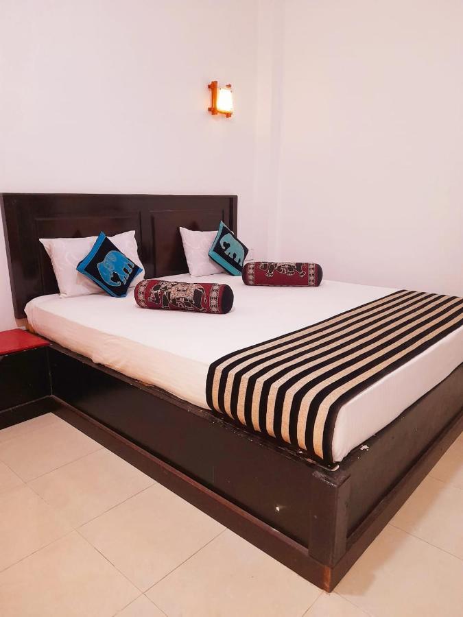 Heritage Rangiri Villa Dambulla Buitenkant foto